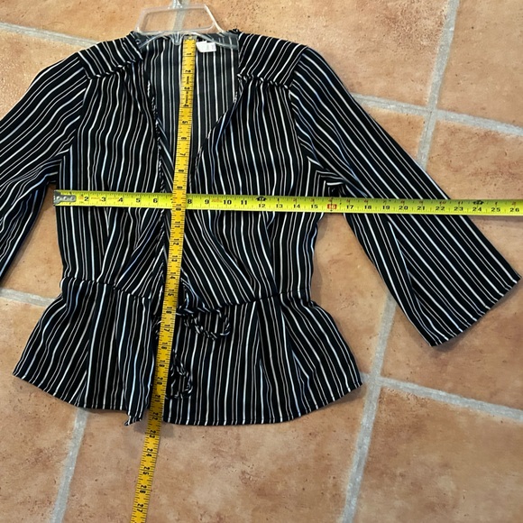 Xhilaration Black & White Striped Tie Blouse XS - Picture 4 of 7